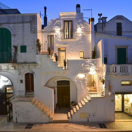شقة La Scala Del Borgo تْشيستيرنِنو المظهر الخارجي الصورة